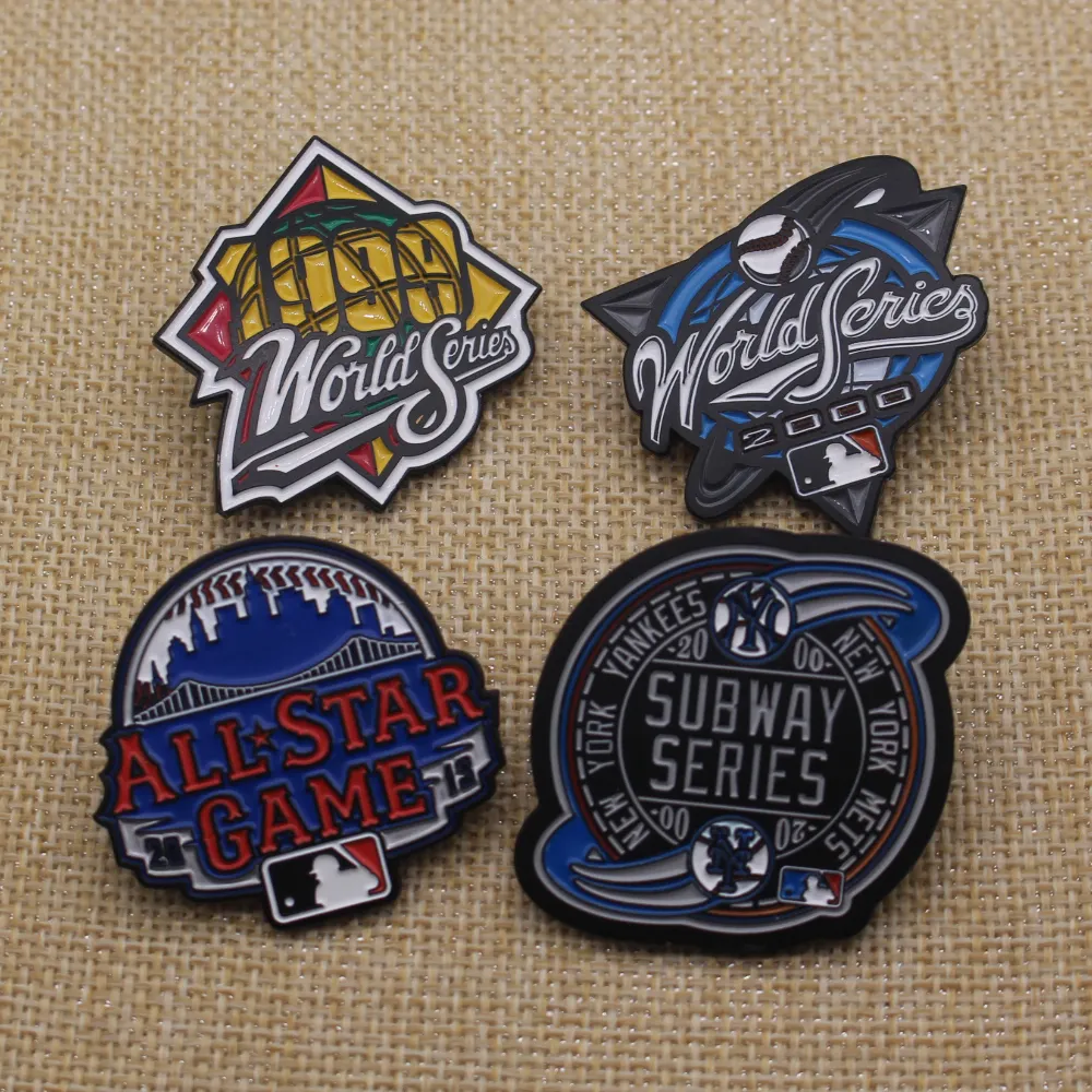 Pin kerah tim Softbal logam klub olahraga lencana topi bola kustom pin Enamel perdagangan bisbol untuk kemeja