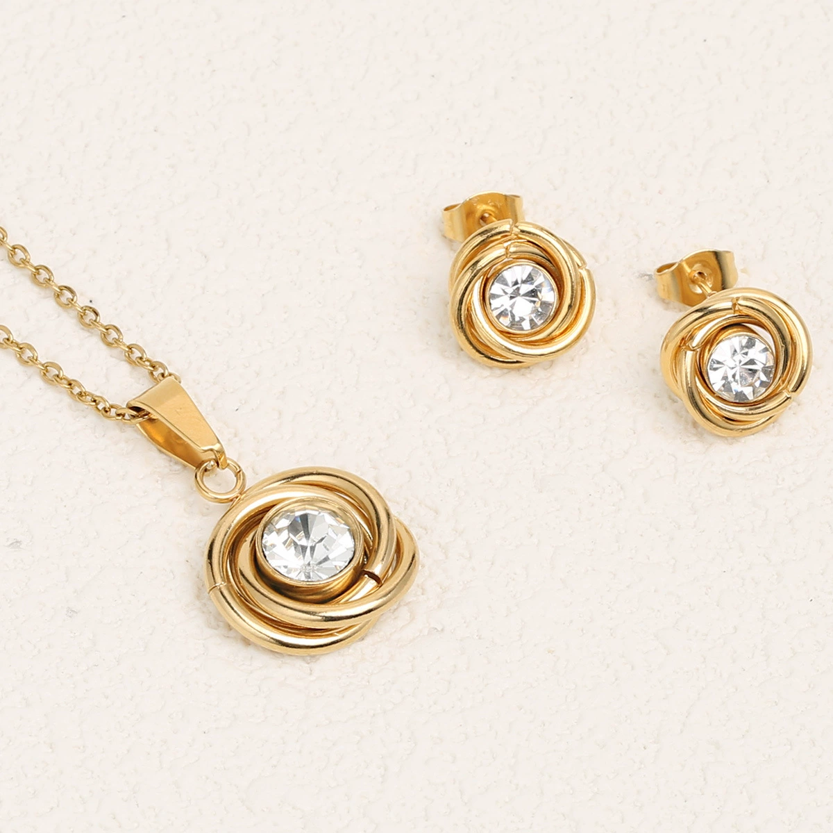 สไตล์พลอยเทียมสีทอง