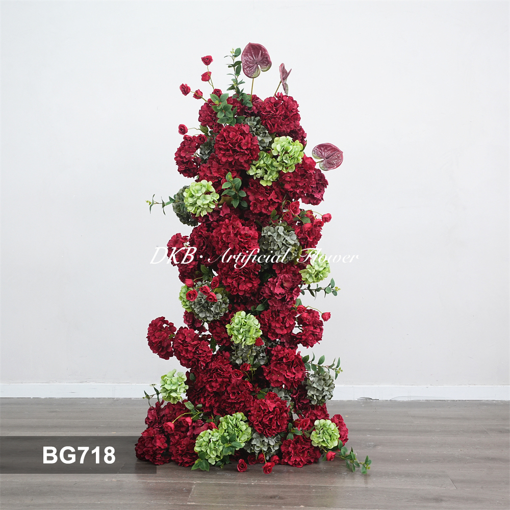 BG718