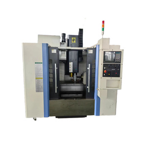 シャンドンイジンCNC自動旋盤CNCメーカーマシニングマシンセンターvmc1270