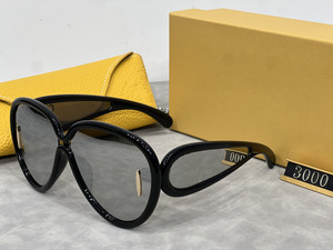 2025 Солнцезащитные очки женские негабаритные квадратные модные высококачественные роскошные дизайнерские женские солнцезащитные очки оптом - Product Image 4