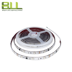 แถบไฟ LED IP65พิกเซลแบบอัจฉริยะสามารถตัดได้ SMD5050 WS2811 30LED IC ต่อเมตร - Product Image 4