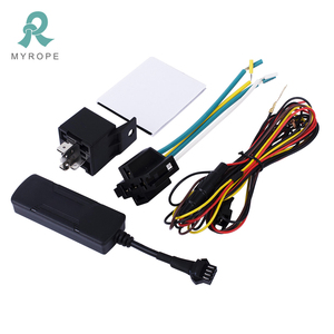 Android IOS APP Vehicle GPS Tracker con control remoto Seguimiento en tiempo real Múltiples alarmas - Product Image 3