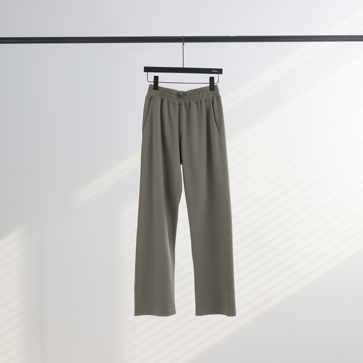 Pantalon aéré vert sauge