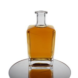 Customized 250ml 700ml 750ml Bottle Glass <strong>Whisky</strong> 1 Liter 1140ml with Cork Wholesale Rum Vodka Bottle - Product Image 2