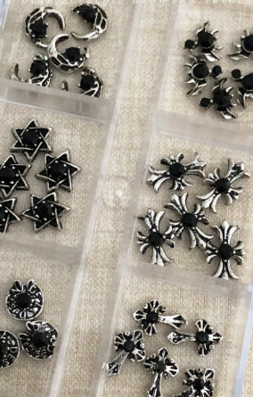 M2074-Viento oscuro (6 cajas)