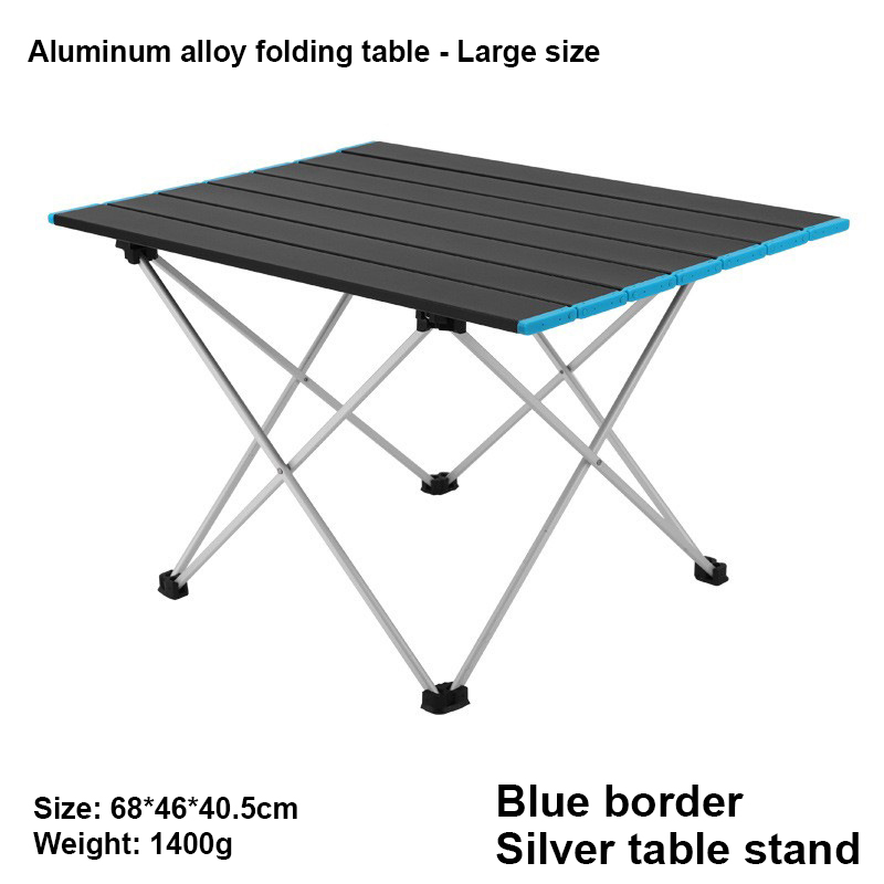 Bordure bleue et support de table argenté