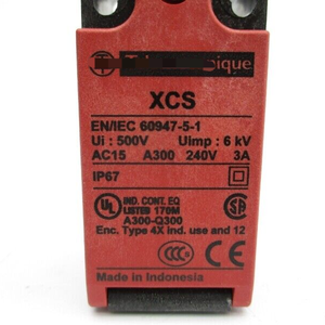 Nuovo Controller di programmazione PLC per l'automazione industriale del magazzino XCSPA592 pronto - Product Image 1