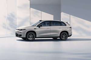 2024 Deposit Leapmotor C10 New Energy Vehicle Medium SUV Pure Electric <strong>Car</strong> High Speed EV Auto Leap Motor Zero Run C10 for Adult - Product Image 2