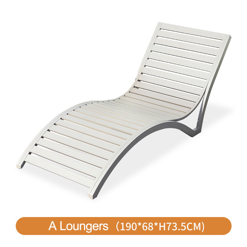 Une chaise longue