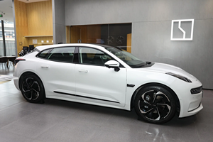 2023 Factory Long Range <strong>Extreme</strong> Krypton Zeekr 001 Cheap Price Electric Vehicle <strong>China</strong> High Speed Luxury Ev With Fast Charging - Product Image 5