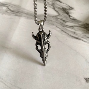 Grosir disesuaikan baja nirkarat lucu masker kalung desain pribadi Vintage Minotaur masker kalung untuk pria - Product Image 3