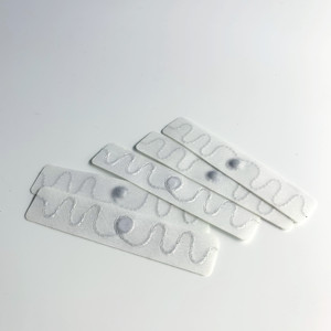 UHF Rfid <strong>Tag</strong> Washing 180 Degree High Temperature Resistance Soft Uhf <strong>Tag</strong> Laundry Textile Rfid Label - Product Image 2