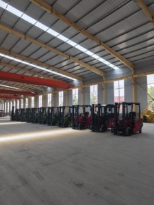 Warehouse <strong>Loading</strong> and Unloading Vehicle with Hydraulic Lifting <strong>Function</strong> - 1-5 Ton Electric Forklift