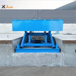 Ajuste de altura de plataforma elevadora para carga y descarga de mercancías en almacenamiento logístico de puente de embarque fijo hidráulico - Product Image 3