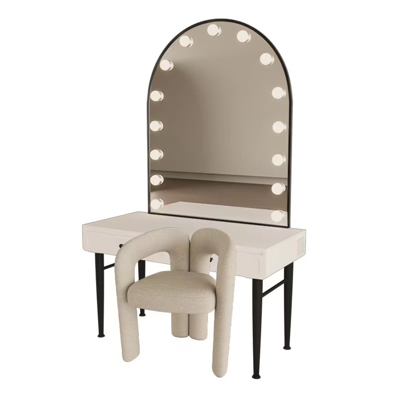 Noir et blanc : Table 80*110, Miroir 80*110, Chaise Corne de Bœuf