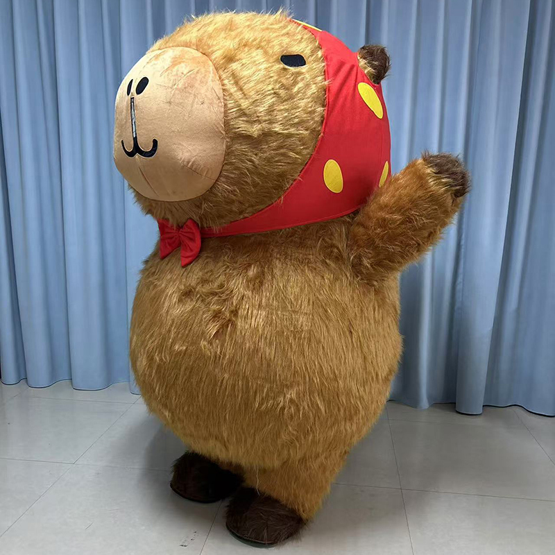 2M felpa capybara