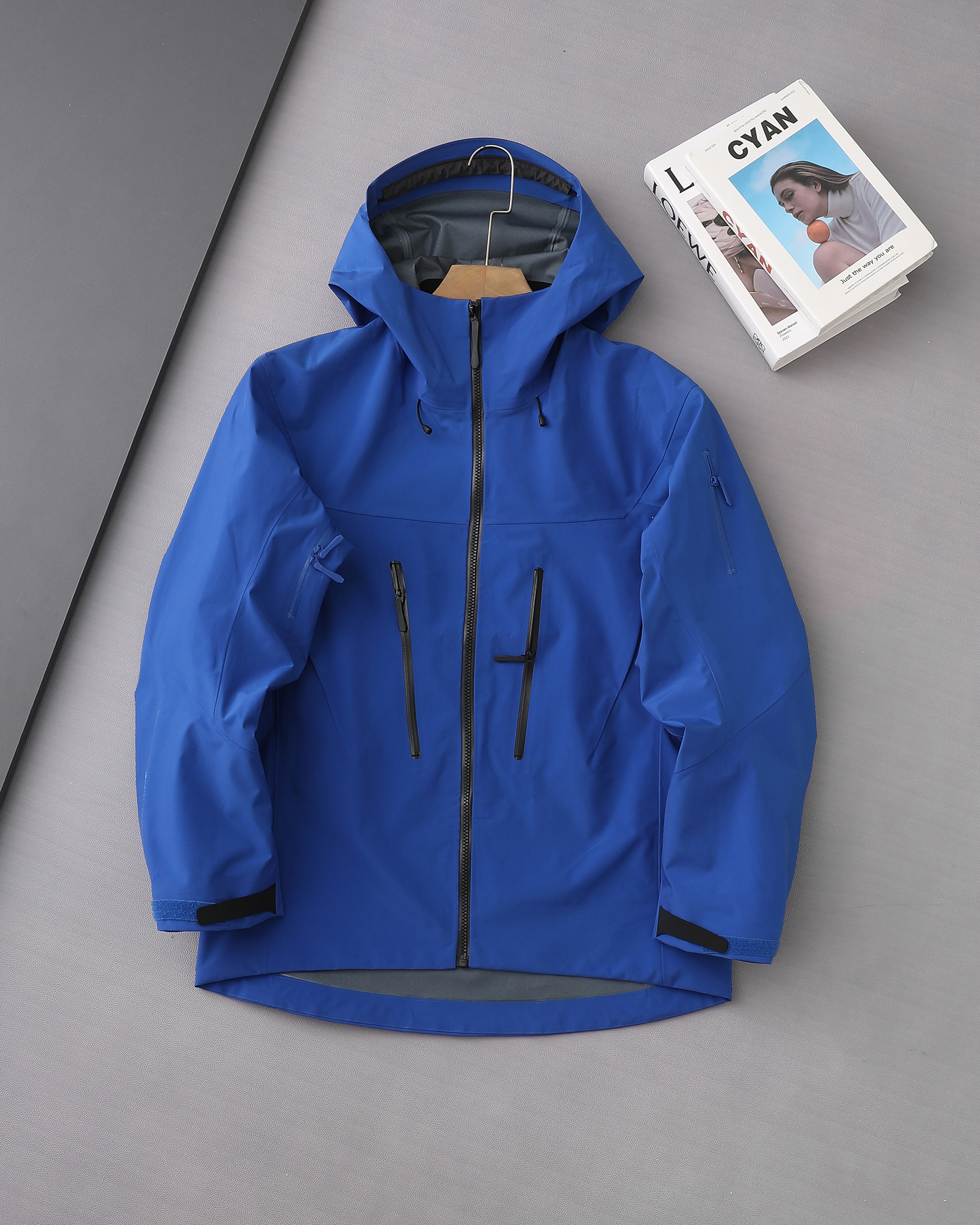 Bleu foncé