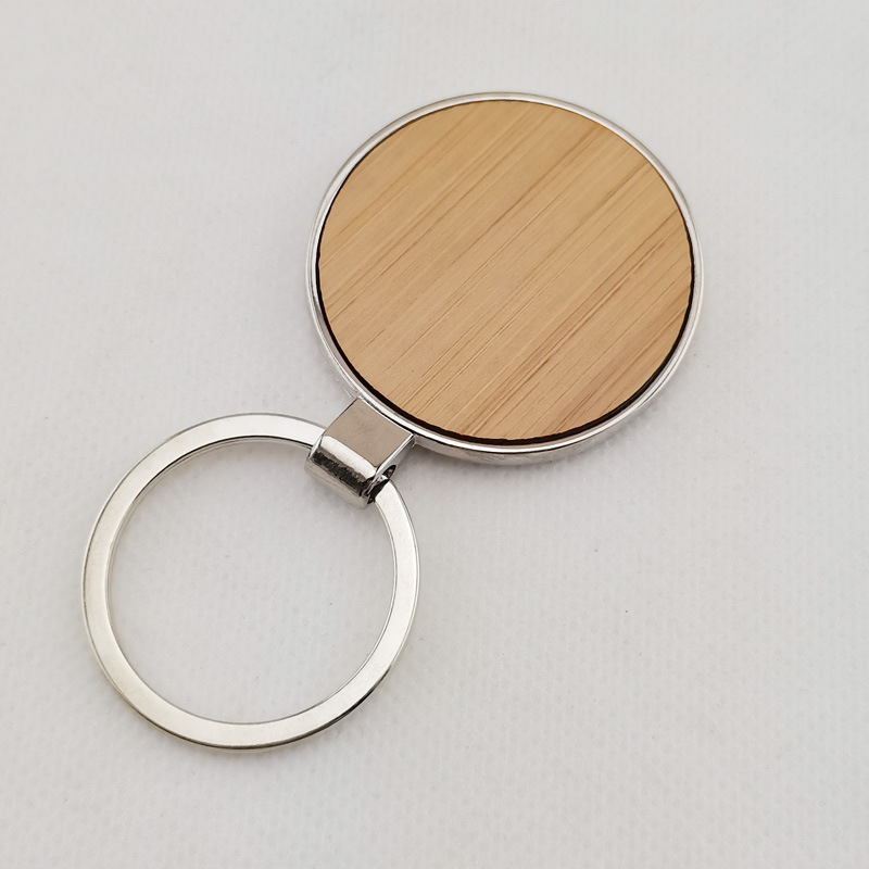 Porte-clés rond en copeaux de bambou
