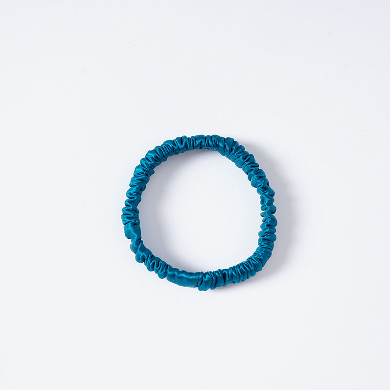 azul celeste