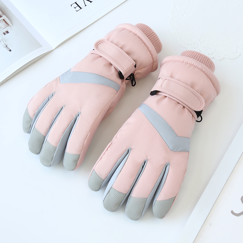 woman-pink