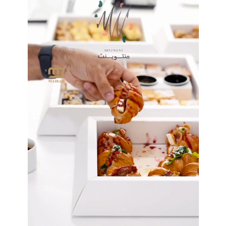 Embalaje de cajas de comida para pastoreo