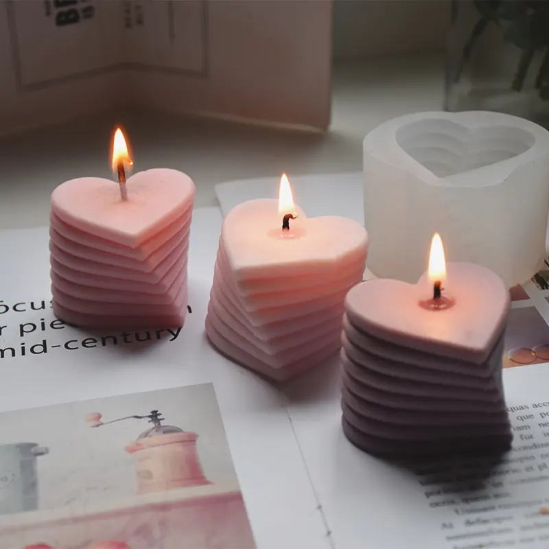 도매 에코 친화적 인 제품 발렌타인 데이 선물 2024 하트 모양의 사랑 콘크리트에 대 한 사용자 정의 수지 실리콘 촛불 금형