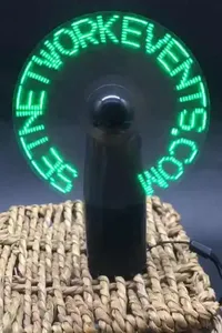 Mini ventilador de luz LED con batería, logotipo personalizado y mensaje personalizado LED preestablecido, ventilador LED de mano eléctrico - Product Image 5