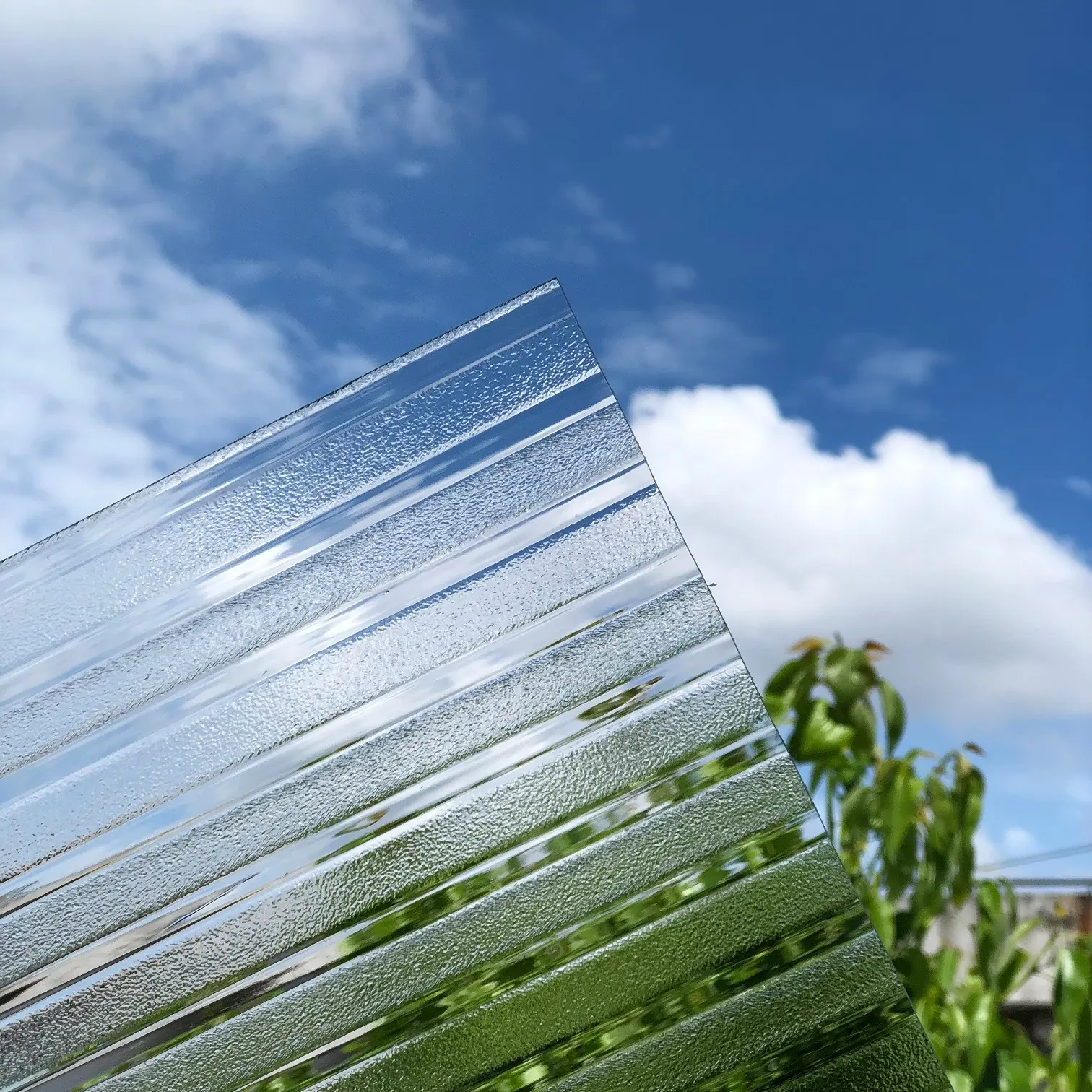 Toiture en plastique ondulé en PC transparent transparent à impact élevé