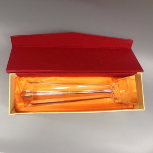 Tùy Chỉnh Thân Thiện Với Môi Đánh Bóng Lễ Giải Thưởng Cúp Với Pha Lê Ngọn Đuốc Thiết Kế Trong Suốt Cơ Sở K9 Pha Lê Cho Món Quà Lễ - Product Image 4