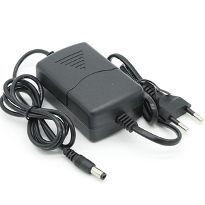 DC出力スイッチング12Vパワーレギュレーターアダプター12V3A電源12ボルト2Amp12WデスクトップアダプターCCTVカメラ用12V1A - Product Image 5