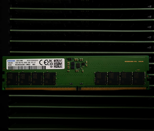 Memória de Desktop Usada 16GB DDR5 ECC 5600MHz M323R2GA3DB0-CWM de Alta Velocidade para Jogos e Escritório - Product Image 2