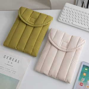 Effen Kleur Polyester Stof Aktetas Zachte Beschermende <span class=keywords><strong>Tablet</strong></span> Laptop <span class=keywords><strong>Case</strong></span> Voor Velcro Sluiting Katoen Gewatteerde Puff Draagbaar Voor - Product Image 1