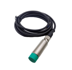Distancia de trabajo nominal de 1/2 ", 8mm, función de interruptor normalmente abierto, sensor de proximidad inductivo tipo salida PNP - Product Image 1