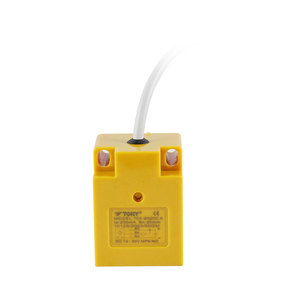 近接スイッチPnp3ワイヤー近接センサー防水近接センサー - Product Image 1
