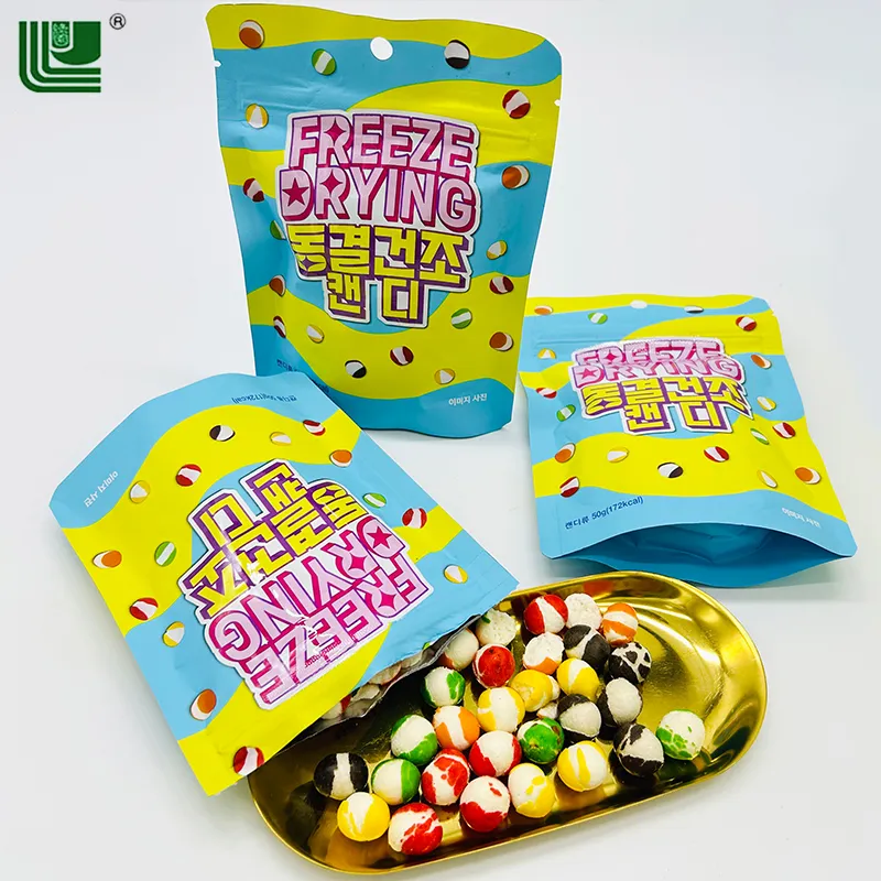 Dulces Niños Caramelo duro con sabor a fruta Proveedor de bocadillos OEM Caramelo liofilizado para niños Caramelo duro de fruta divertida