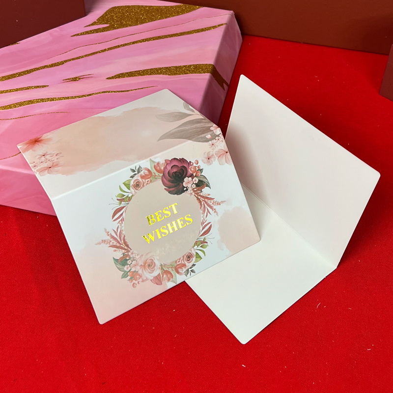 Medium-sized champagne rose