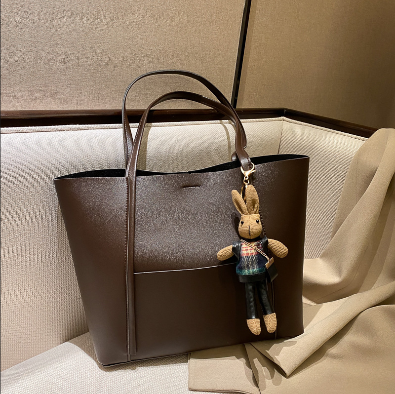 สีน้ำตาล