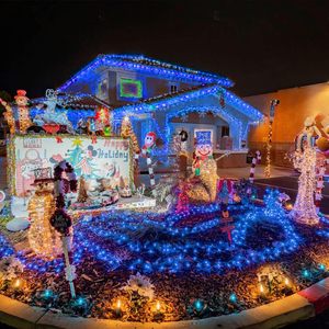 <strong>Create</strong> a Festive Atmosphere with 200LED Outdoor Waterproof Christmas <strong>String</strong> Lights Perfect for Weddings - Product Image 1