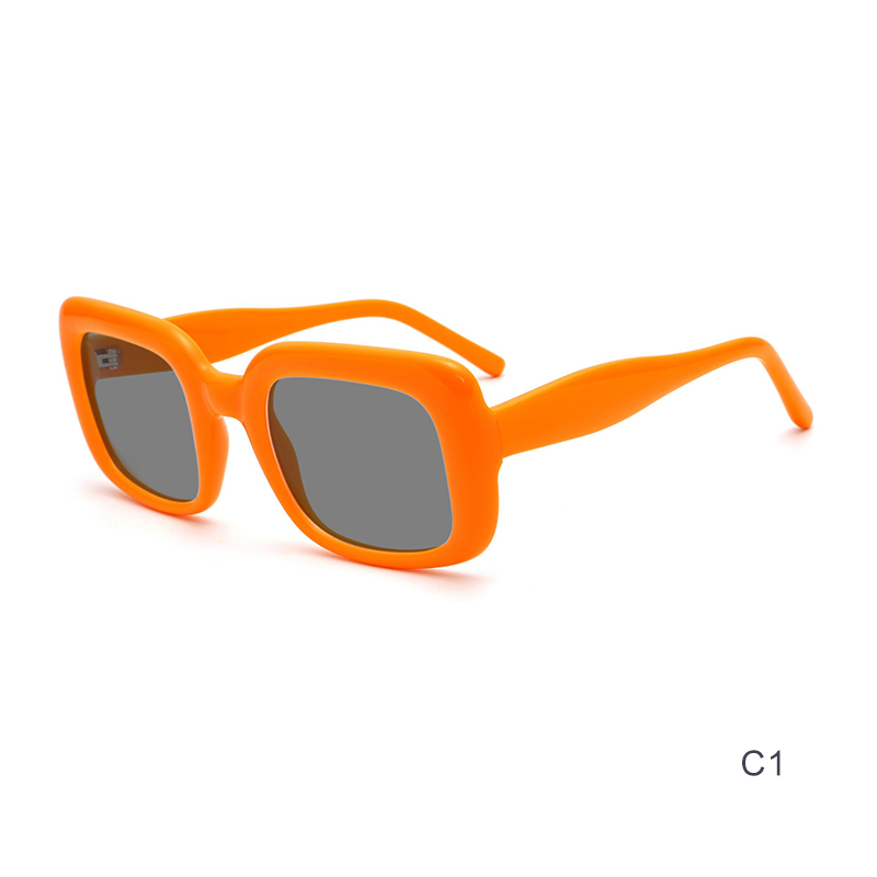 Monture orange, verres gris
