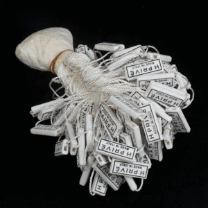 Cuerda de nailon con grabado personalizado, logotipo de marca, etiquetas colgantes de plástico, cerraduras para accesorios de ropa