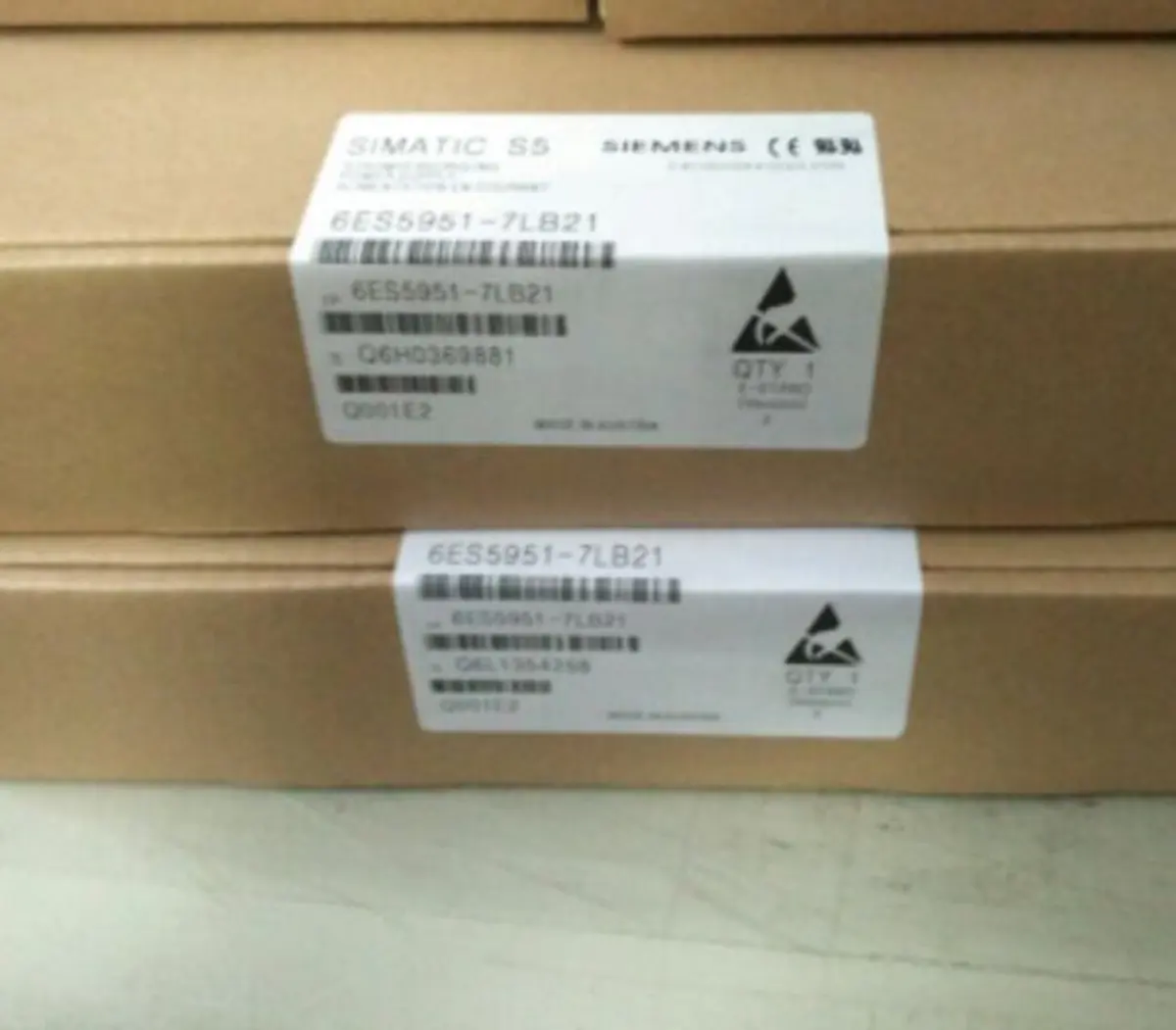 Nieuwe Siemens 6es5951-7lb21 6es5 951-7lb21 Voeding