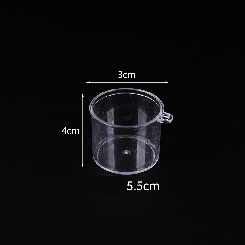 Tasse vide transparente
