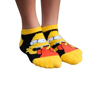 Hotsale yüksek kaliteli % 100% penye pamuk karikatür kadın kız ayak bileği karakter simpsons çorap