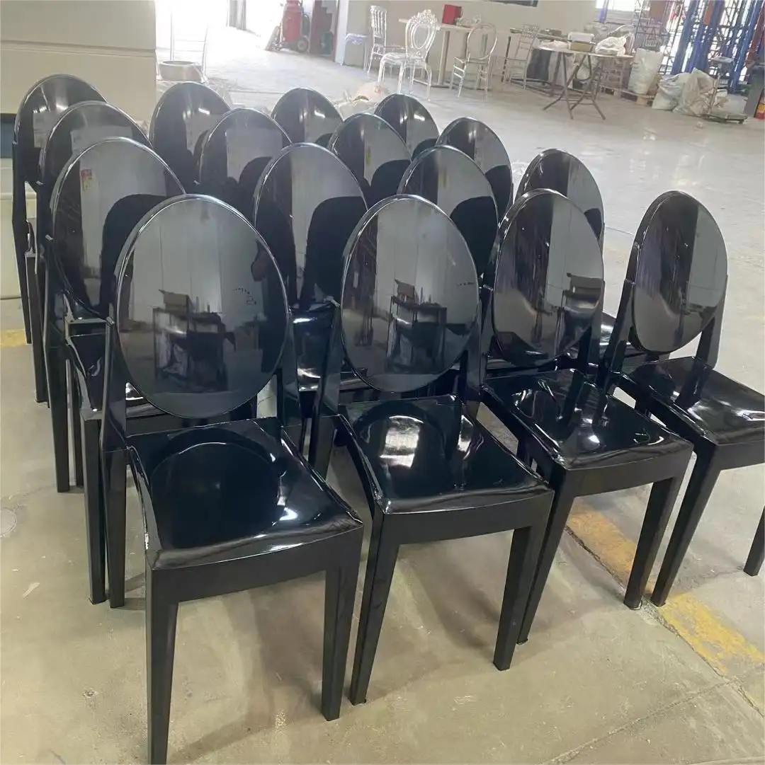 Schwarzer Gespenst-Stuhl für Indoor- und Outdoor-Events für Hochzeiten Parteien Haus Büros Parks Appartments Malls