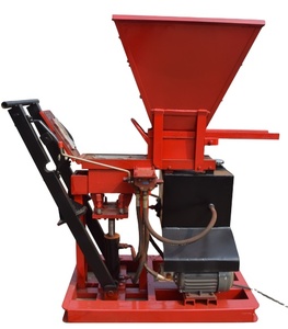 Máquina de fabricación de ladrillos entrelazados de construcción común práctica, máquina de bloques semiautomática - Product Image 2