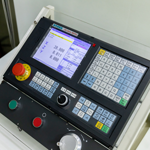 Tornio a controllo numerico assoluto e servo sistema cnc per fresatura simile a hnc e fanuc - Product Image 1