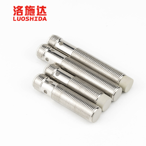 洛世达DC 3线齐平和非齐平NPN PNP M12连接器高精度电感式接近传感器 - Product Image 2