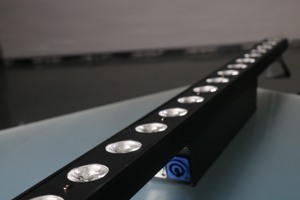 18*3 Вт RGB 3 в 1 внутренний светодиодный бар с пиксельным управлением DMX точечный линейный свет светодиодный настенный светильник - Product Image 4