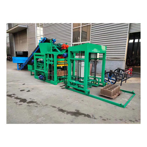 Nueva maquinaria de línea de producción de ladrillos de bloques huecos de hormigón completamente automática para proyectos de construcción - Product Image 5